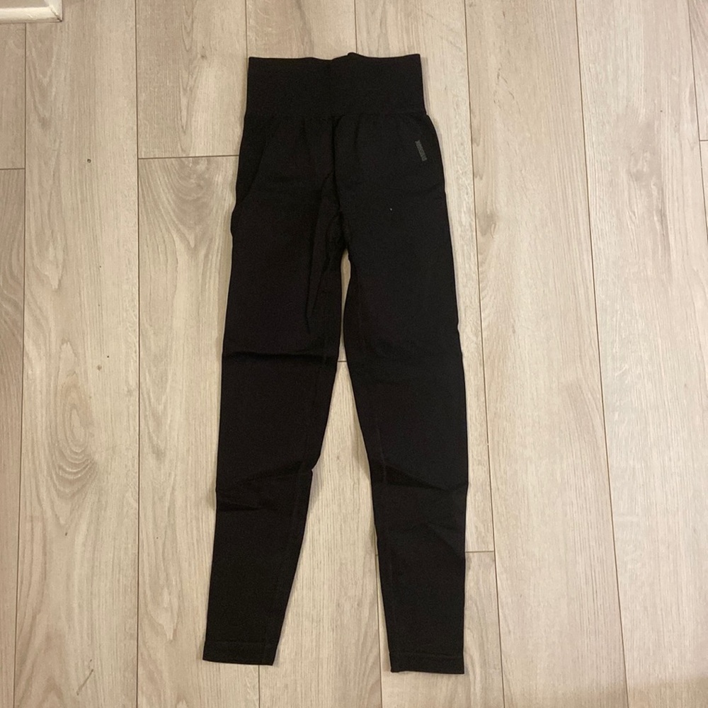 Gymshark Full Length Leggings. Black. Size Small. High waisted